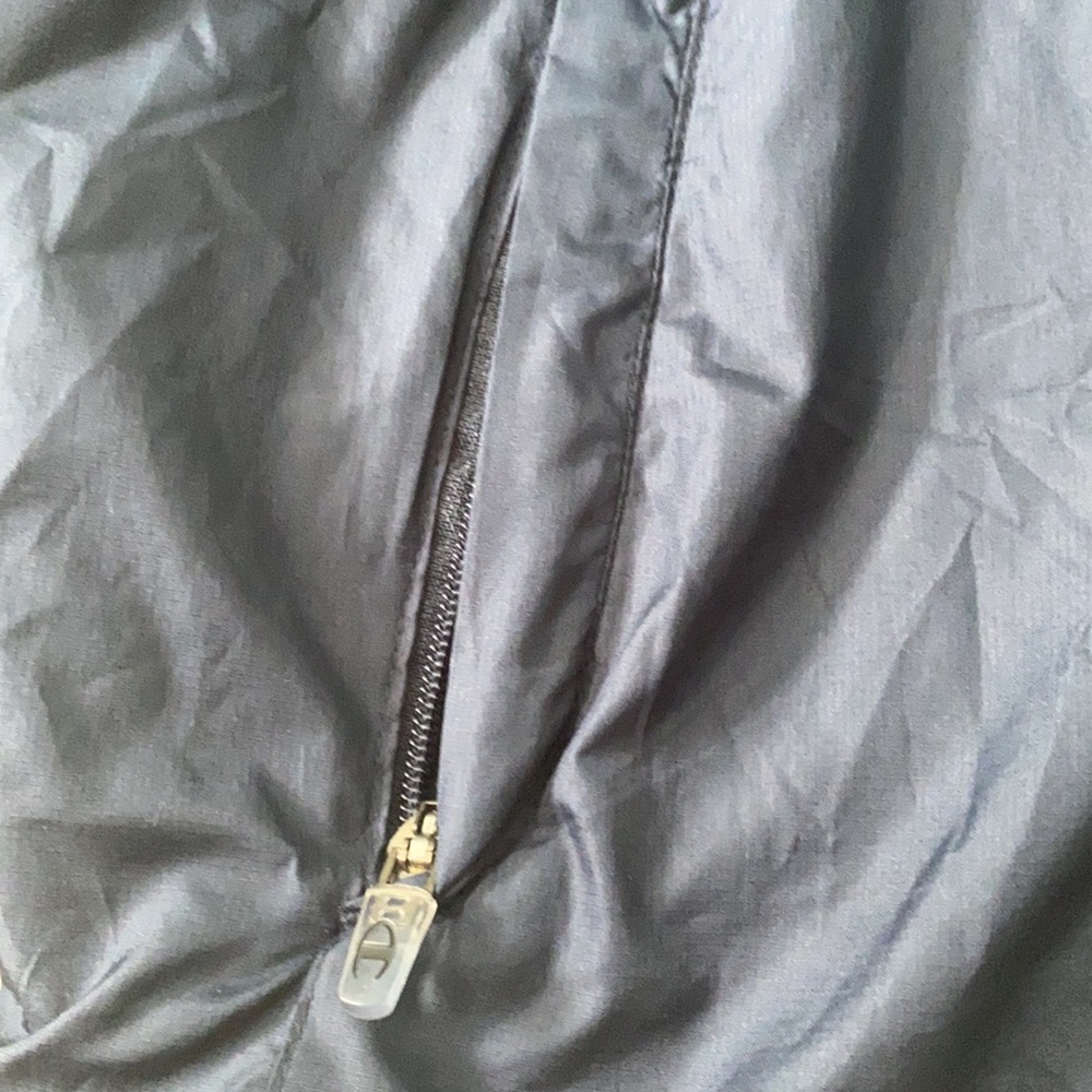 Men’s Champion Windbreaker - Picture 6 of 8